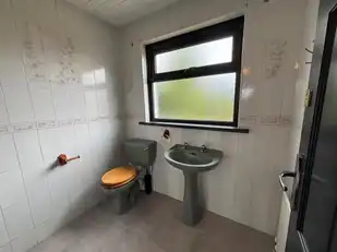 25A Parkmount CrescentImage 8