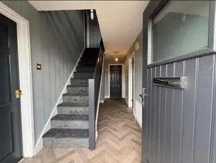 25A Parkmount CrescentImage 2