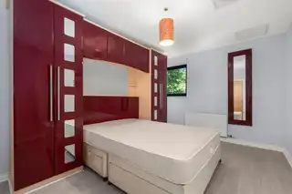 Apartment 29 Luna BuildingImage 14