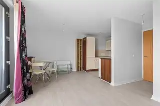 Apartment 29 Luna BuildingImage 9