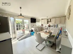 62 Whitethorn DriveImage 5