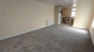 72 Church Street (Ground Floor Bedsit)Image 3