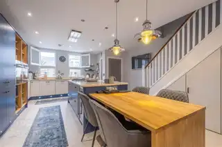 Coleraine RoadImage 25
