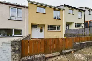 Image 1 for 28 Crossowen Gardens