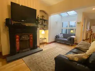 3 Sandhurst GardensImage 5