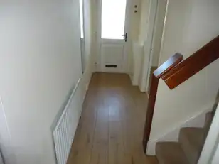 32 Baragh GardensImage 6