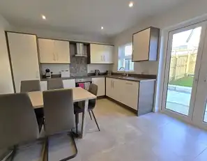 49 Eagry GardensImage 9