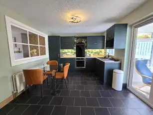 12 Eagry GardensImage 9