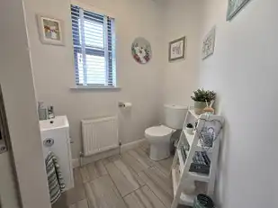 73 Eagry GardensImage 8