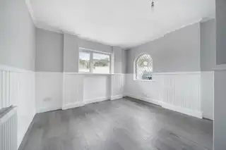 18 BurnbankImage 26