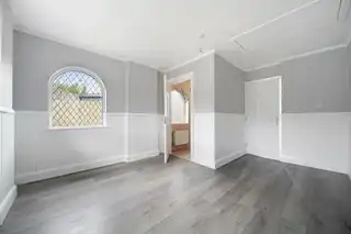 18 BurnbankImage 27