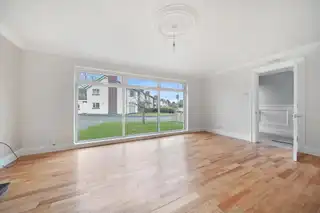 18 BurnbankImage 11