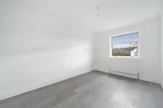 18 BurnbankImage 42
