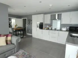 5 Mcarthur PlaceImage 13