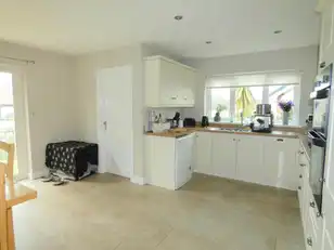 10 Castlehill CrescentImage 9