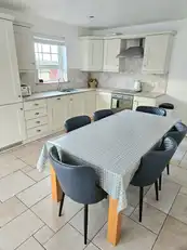 16 Station CottagesImage 9