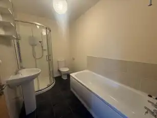 15 Westbourne ManorImage 7