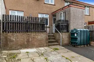128 Dunclug GardensImage 14