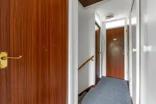 128 Dunclug GardensImage 9
