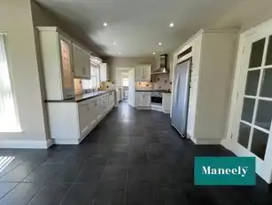 9 Wellbrook ManorImage 2