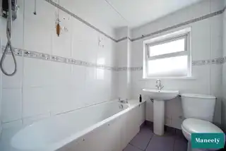 4 Bernagh GardensImage 27