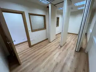 Unit 4 Thomas Street Shopping CentreImage 3