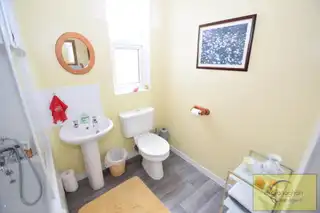 24 Glenbank PlaceImage 16