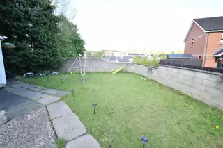 10 Summerhill GardensImage 3