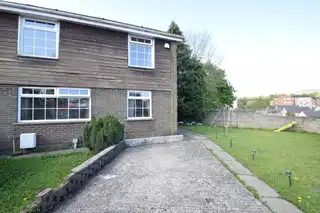10 Summerhill GardensImage 1