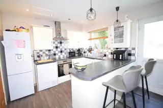 10 Summerhill GardensImage 7