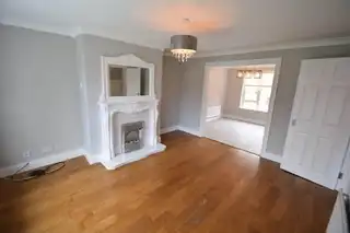 10 Lake Glen DriveImage 5