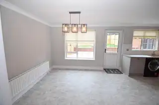 10 Lake Glen DriveImage 8