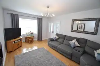 23 Mount Eagles CrescentImage 9