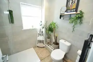 20 Glenwood DriveImage 20