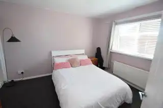 20 Glenwood DriveImage 16