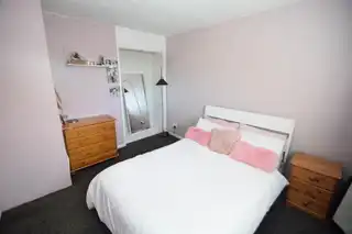 20 Glenwood DriveImage 17