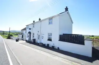 Image 1 for 67 Carntall Road