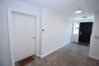 Apt 2 DunmurryImage 4
