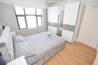 4 Ashton AvenueImage 18