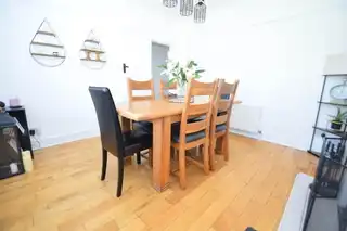4 Ashton AvenueImage 8