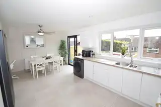 5 Whitewell MewsImage 7