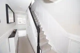 5 Whitewell MewsImage 3