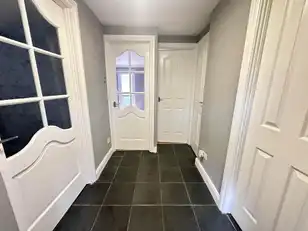 152 Lenadoon AvenueImage 2