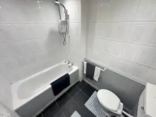152 Lenadoon AvenueImage 10