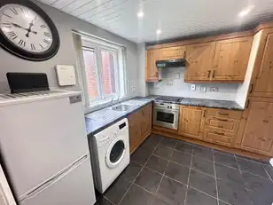 152 Lenadoon AvenueImage 6