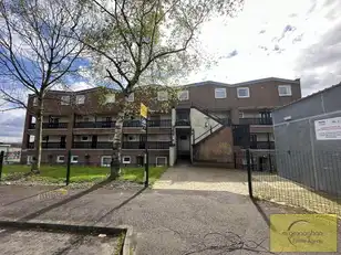 Image 1 for 8C Carrigart Avenue