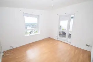 8C Carrigart AvenueImage 6