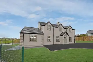 8 Clonmore ManorImage 2