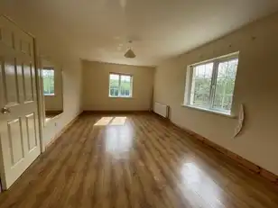 MoneydarraghImage 12