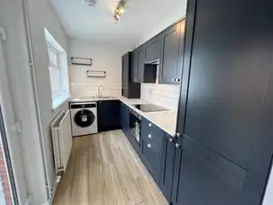 81 Loopland DriveImage 8
